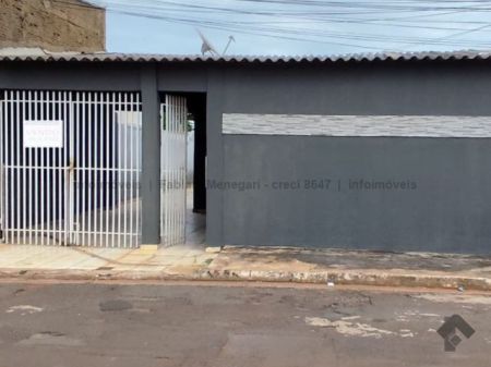Casa-Térrea em Moreninha