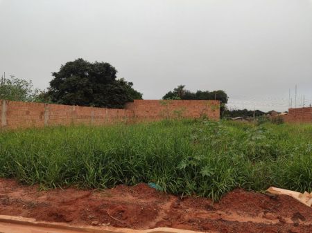 Terreno em Bosque das Araras