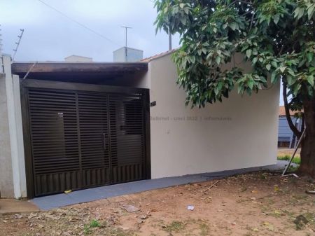 Casa-Térrea em Jardim Noroeste