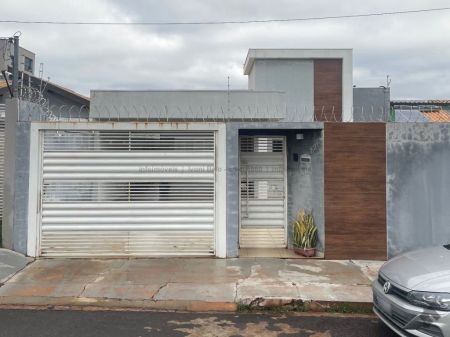 Casa-Térrea em Residencial Sírio Libanês I