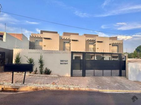 Sobrado-Condomínio em Vila Vilas Boas