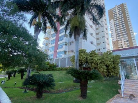 Apartamento em Jardim dos Estados