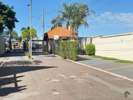 Apto. Cobertura / Duplex em Parque dos Poderes