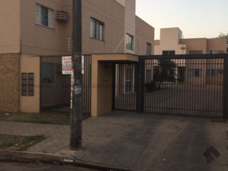 Apartamento em Carandá Bosque I