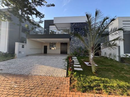 Sobrado-Condomínio em Residencial Alphaville II