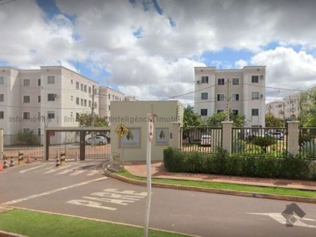 Apartamento em Pioneiros