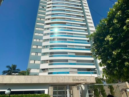 Apartamento em Jardim dos Estados