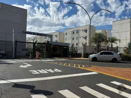 Apartamento em Pioneiros