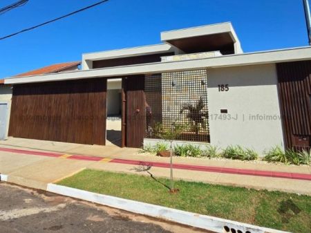 Casa-Térrea em Carandá