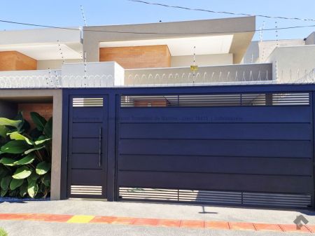 Casa-Térrea em Rita Vieira