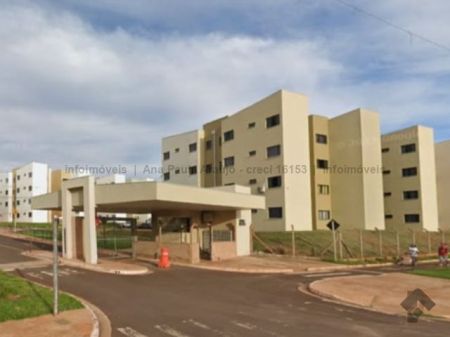 Apartamento em Aero Rancho