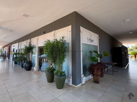 Sala / Salão / Loja em Pq. Residencial Damha II