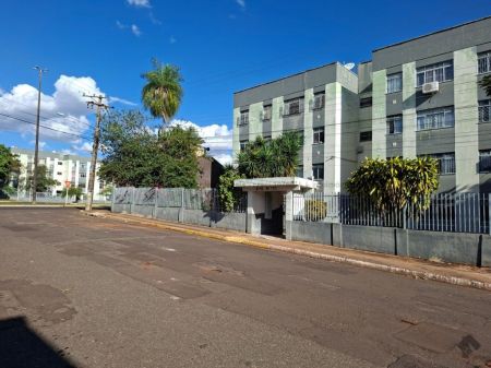 Apartamento em Jardim Petrópolis