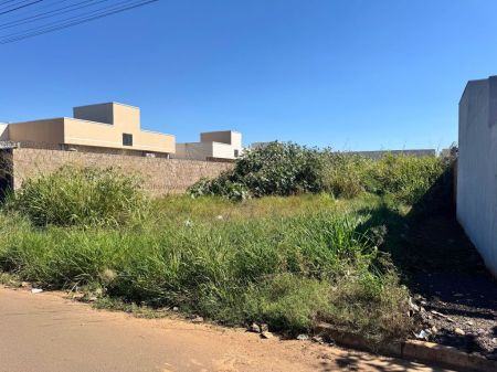 Terreno em Residencial Figueiras do Parque