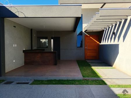Casa-Térrea em Universitário