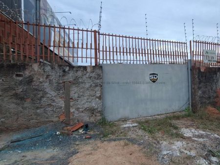 Terreno em Vila Carvalho