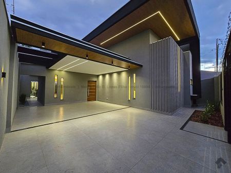 Casa-Térrea em Pioneiros
