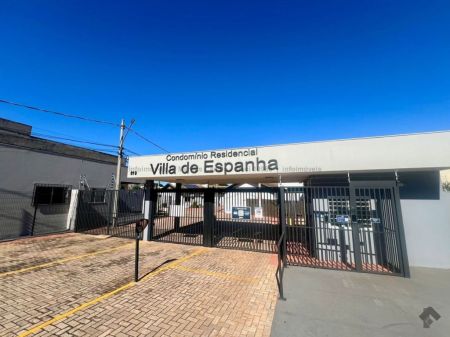 Casa-Térrea-Condomínio em Rita Vieira