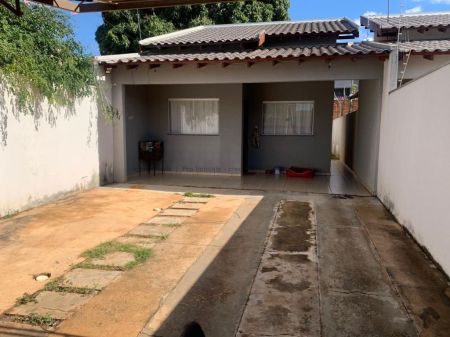 Casa-Térrea em Jardim Vida Nova