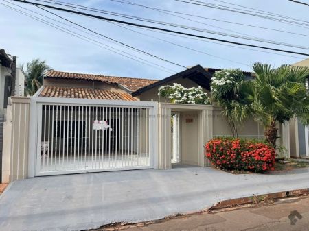 Casa-Térrea em Carandá Bosque I