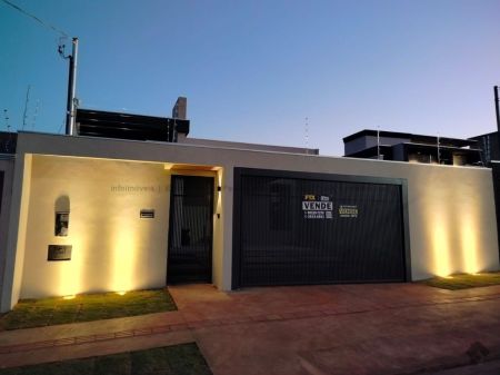 Casa-Térrea em Jardim Seminário