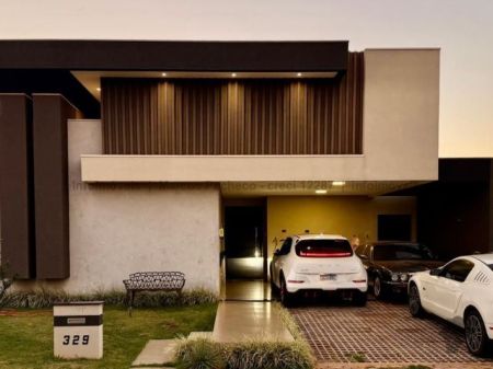 Casa-Térrea-Condomínio em Residencial Alphaville III