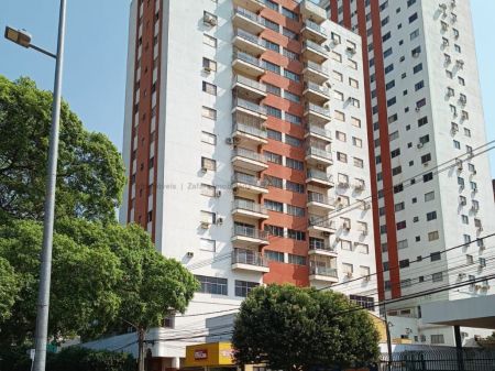 Apartamento em Centro
