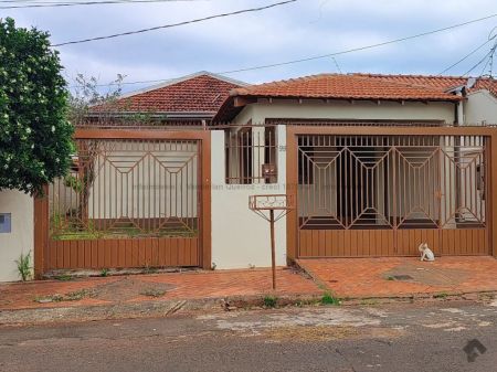 Casa-Térrea em Vila Planalto