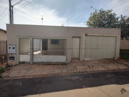 Casa-Térrea-Condomínio em Morada Verde