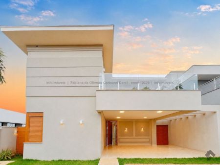 Sobrado-Condomínio em Residencial Alphaville III