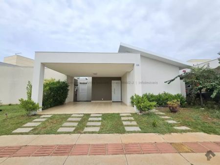Casa-Térrea-Condomínio em Tiradentes