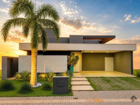 Casa-Térrea-Condomínio em Residencial Alphaville III