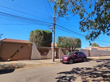 Casa-Térrea em Santo Antônio