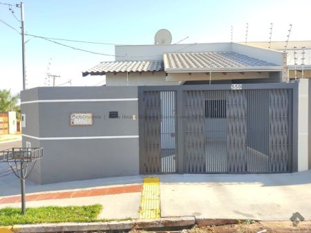Casa-Térrea em Residencial Ana Maria do Couto