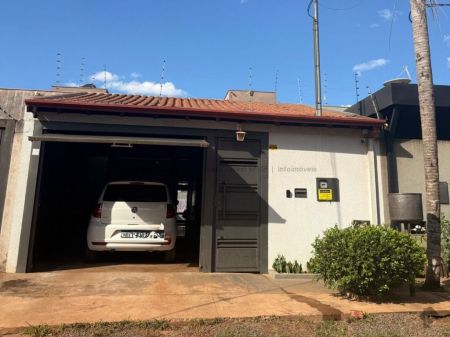 Casa-Térrea em Jardim Noroeste