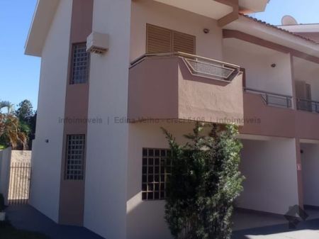 Sobrado-Condomínio em Vila Bandeirante