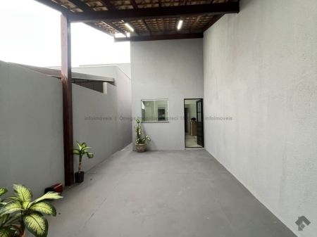 Casa-Térrea em Jardim Panamá