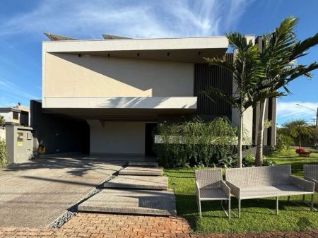 Casa-Térrea-Condomínio em Residencial Alphaville II