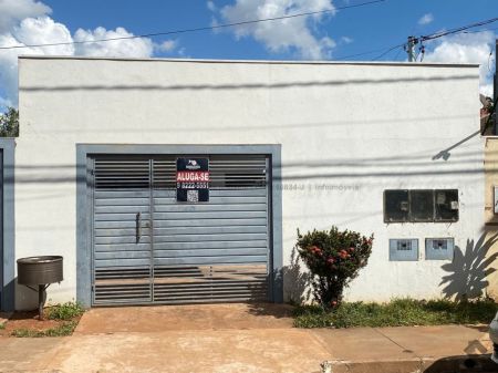 Casa-Térrea em Residencial Oiti
