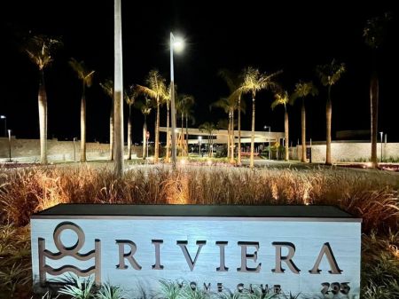 Terreno-Condomínio em Riviera Home Club