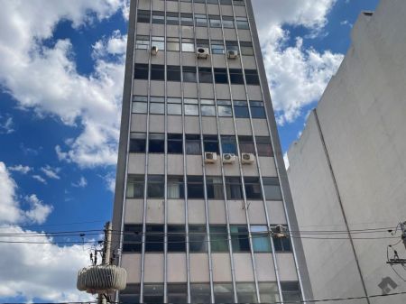 Sala / Salão / Loja em Centro