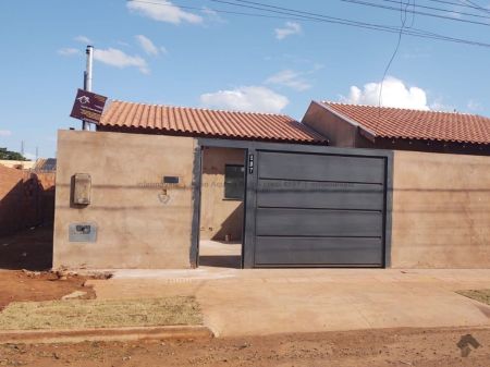 Casa-Térrea em Nova Campo Grande
