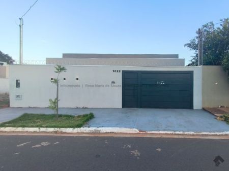 Casa-Térrea em Rita Vieira