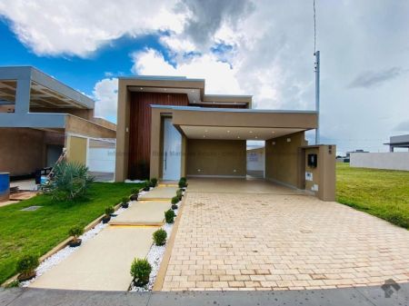 Casa-Térrea em Loteamento Reserva Santa Inês