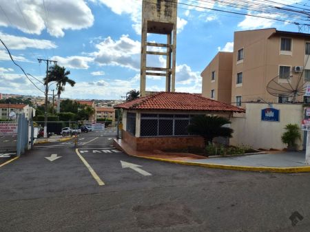 Apartamento em Monte Castelo
