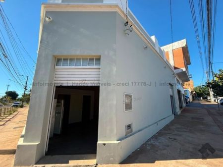 Sala / Salão / Loja em Centro