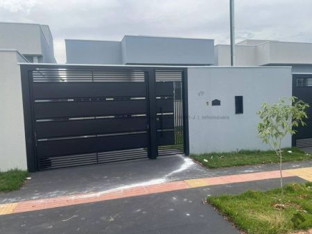 Casa-Térrea em Jardim Presidente