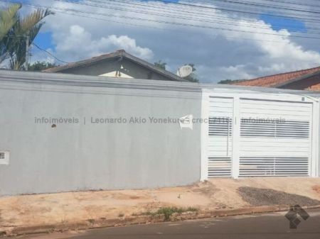Casa-Térrea em Jardim Vida Nova
