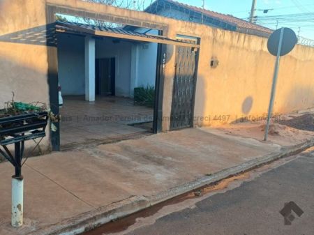 Casa-Térrea em Residencial Ramez Tebet