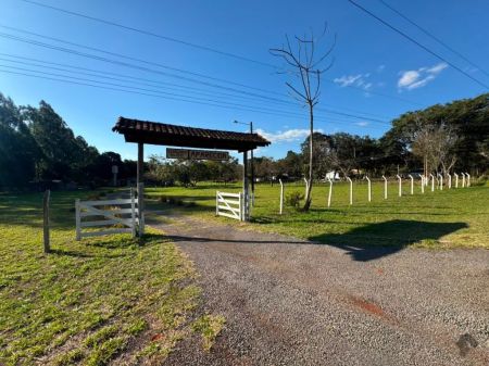 Chácara em Zona Rural